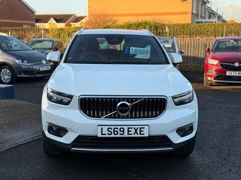Volvo XC40 2.0 T4 Inscription Auto AWD Euro 6 (s/s) 5dr - U79560
