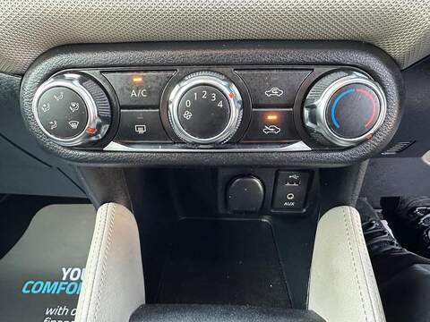 Nissan Micra 1.0 Acenta Euro 6 5dr - U79561