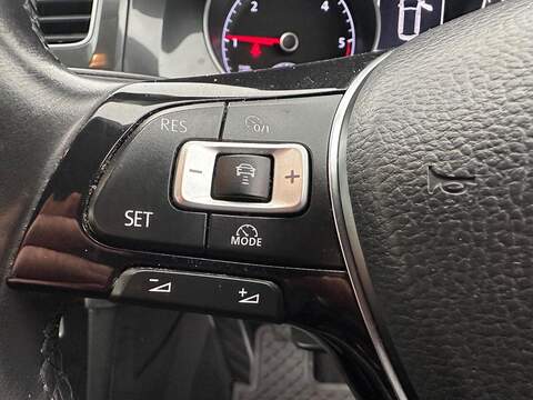 Volkswagen Golf 1.6 TDI BlueMotion Tech SE Euro 6 (s/s) 5dr - U79562