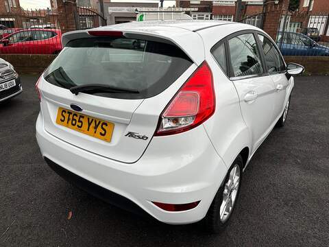 Ford Fiesta 1.25 Zetec Euro 6 5dr - U79563