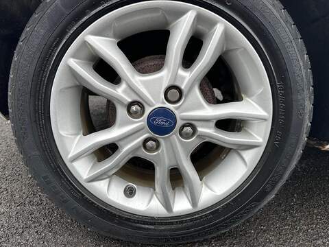 Ford Fiesta 1.25 Zetec Euro 6 5dr - U79563