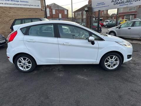 Ford Fiesta 1.25 Zetec Euro 6 5dr - U79563