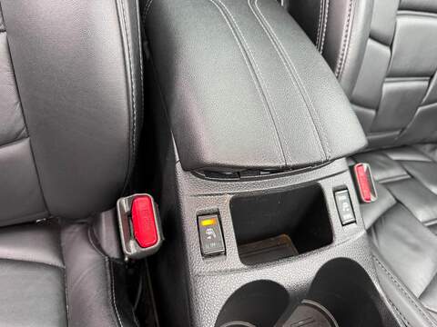 Nissan Qashqai 1.3 DIG-T N-Motion SUV 5dr Petrol Manual Euro 6 (s/s) (140 ps) - U79565