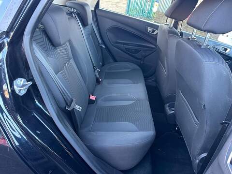 Ford Fiesta 1.0T EcoBoost Zetec Hatchback 5dr Petrol Manual Euro 6 (s/s) (100 ps) - U79566