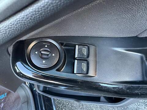 Ford Fiesta 1.0T EcoBoost Zetec Hatchback 5dr Petrol Manual Euro 6 (s/s) (100 ps) - U79566