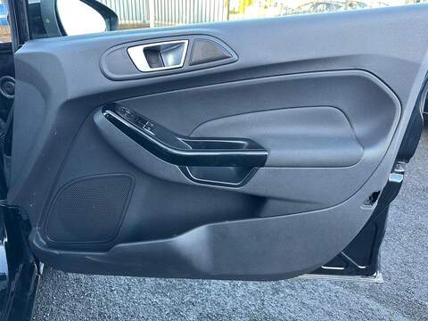 Ford Fiesta 1.0T EcoBoost Zetec Hatchback 5dr Petrol Manual Euro 6 (s/s) (100 ps) - U79566