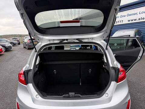 Ford Fiesta 1.0T EcoBoost Titanium Hatchback 5dr Petrol Manual Euro 6 (s/s) (100 ps) - U79567
