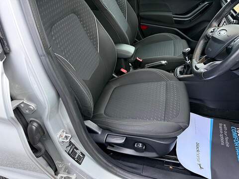 Ford Fiesta 1.0T EcoBoost Titanium Hatchback 5dr Petrol Manual Euro 6 (s/s) (100 ps) - U79567