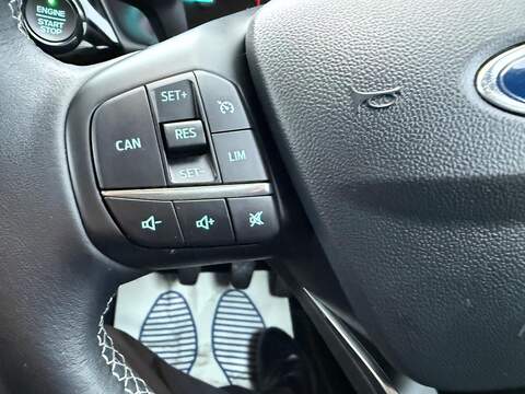 Ford Fiesta 1.0T EcoBoost Titanium Hatchback 5dr Petrol Manual Euro 6 (s/s) (100 ps) - U79567