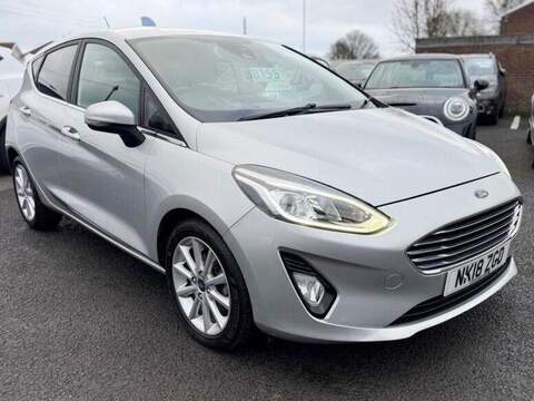 Ford Fiesta 1.0T EcoBoost Titanium Hatchback 5dr Petrol Manual Euro 6 (s/s) (100 ps) - U79567