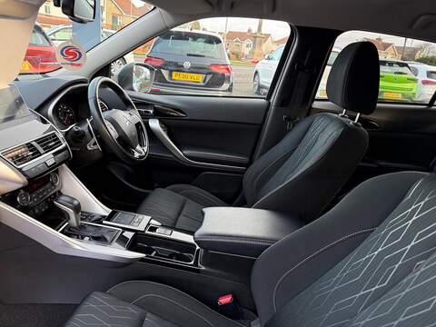 Mitsubishi Eclipse Cross 1.5T GPF 3 SUV 5dr Petrol CVT Euro 6 (s/s) (163 ps) - U79569