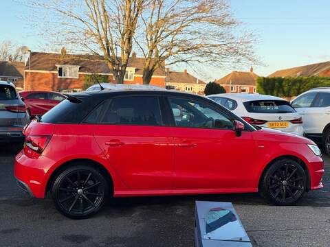 Audi A1 1.4 TFSI S line Sportback 5dr Petrol Manual Euro 6 (s/s) (125 ps) - U79570