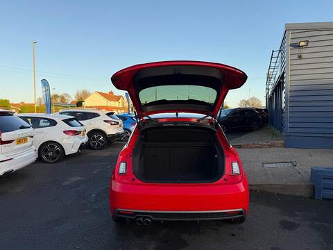 Audi A1 1.4 TFSI S line Sportback 5dr Petrol Manual Euro 6 (s/s) (125 ps) - U79570