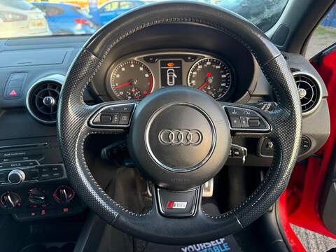 Audi A1 1.4 TFSI S line Sportback 5dr Petrol Manual Euro 6 (s/s) (125 ps) - U79570