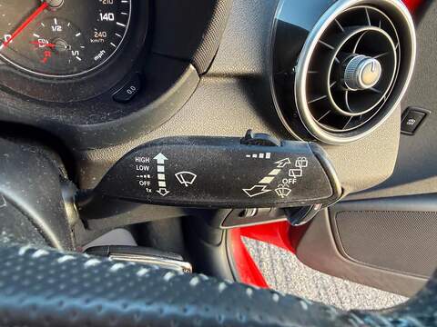 Audi A1 1.4 TFSI S line Sportback 5dr Petrol Manual Euro 6 (s/s) (125 ps) - U79570