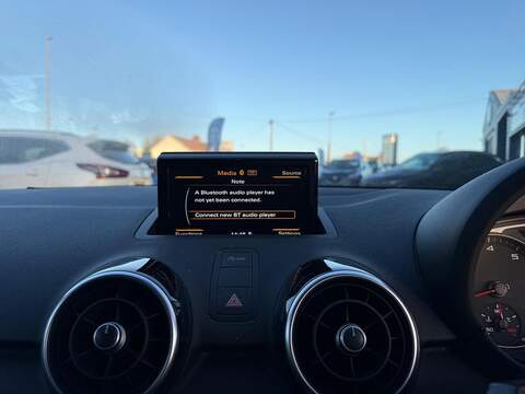 Audi A1 1.4 TFSI S line Sportback 5dr Petrol Manual Euro 6 (s/s) (125 ps) - U79570