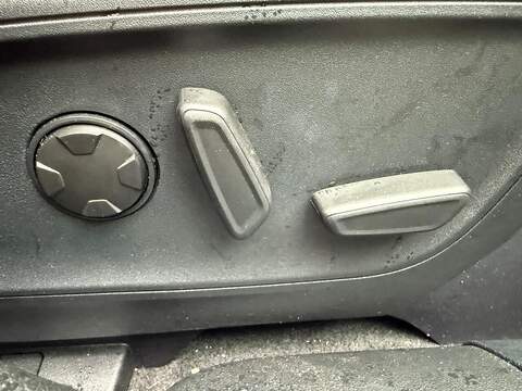 Ford Kuga 2.5 Duratec 14.4kWh ST-Line X CVT Euro 6 (s/s) 5dr - U79574