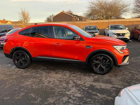 Renault Arkana 1.6 E-TECH r.s. line Auto 2WD Euro 6 (s/s) 5dr - U79576