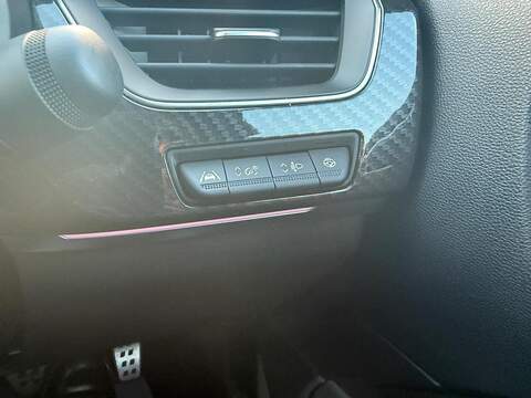 Renault Arkana 1.6 E-TECH r.s. line Auto 2WD Euro 6 (s/s) 5dr - U79576