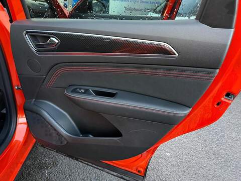 Renault Arkana 1.6 E-TECH r.s. line Auto 2WD Euro 6 (s/s) 5dr - U79576