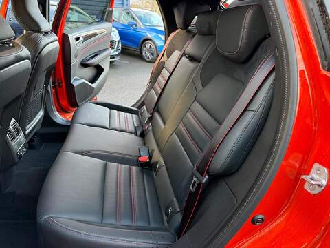 Renault Arkana 1.6 E-TECH r.s. line Auto 2WD Euro 6 (s/s) 5dr - U79576