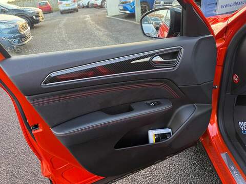 Renault Arkana 1.6 E-TECH r.s. line Auto 2WD Euro 6 (s/s) 5dr - U79576