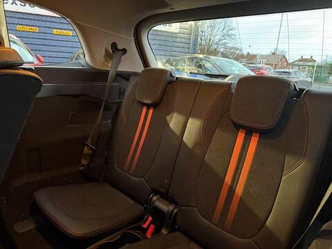 BMW 2 Series Gran Tourer 1.5 218i Sport Euro 6 (s/s) 5dr - U79577