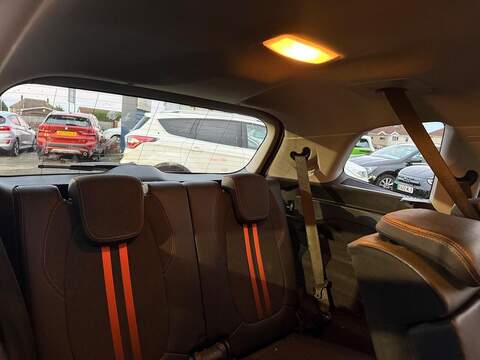 BMW 2 Series Gran Tourer 1.5 218i Sport Euro 6 (s/s) 5dr - U79577