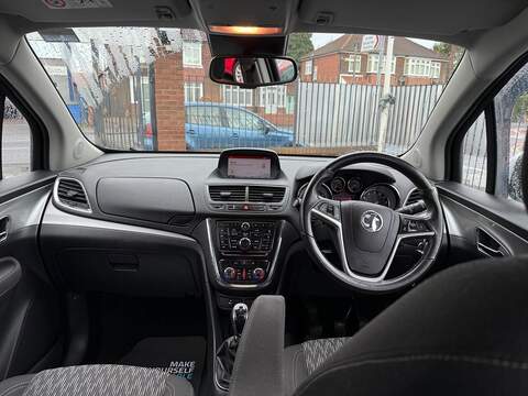 Vauxhall Mokka 1.6 CDTi Tech Line SUV 5dr Diesel Manual 2WD Euro 6 (s/s) (136 ps) - U79580