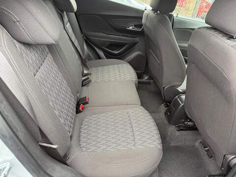 Vauxhall Mokka 1.6 CDTi Tech Line SUV 5dr Diesel Manual 2WD Euro 6 (s/s) (136 ps) - U79580