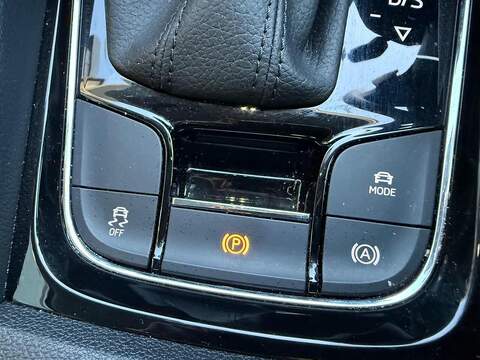 Skoda Karoq 1.5 TSI ACT SE L DSG Euro 6 (s/s) 5dr - U79584