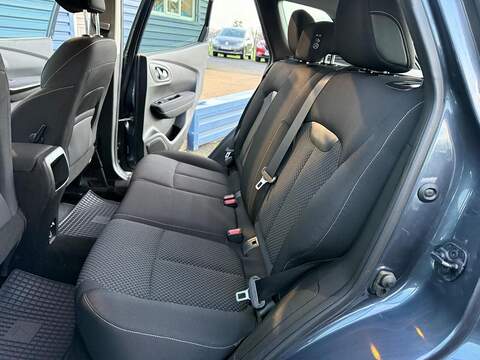 Renault Kadjar 1.3 TCe Dynamique Nav SUV 5dr Petrol Manual Euro 6 (s/s) (140 ps) - U79586