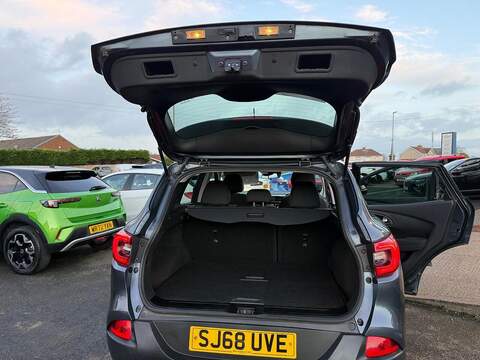 Renault Kadjar 1.3 TCe Dynamique Nav SUV 5dr Petrol Manual Euro 6 (s/s) (140 ps) - U79586