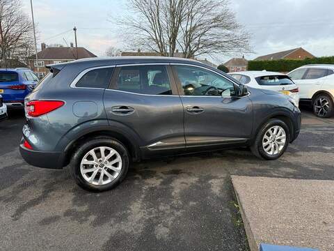 Renault Kadjar 1.3 TCe Dynamique Nav SUV 5dr Petrol Manual Euro 6 (s/s) (140 ps) - U79586