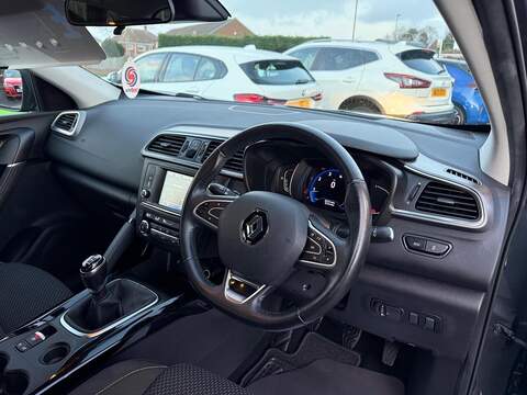 Renault Kadjar 1.3 TCe Dynamique Nav SUV 5dr Petrol Manual Euro 6 (s/s) (140 ps) - U79586