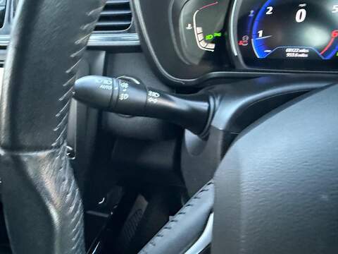 Renault Kadjar 1.3 TCe Dynamique Nav SUV 5dr Petrol Manual Euro 6 (s/s) (140 ps) - U79586