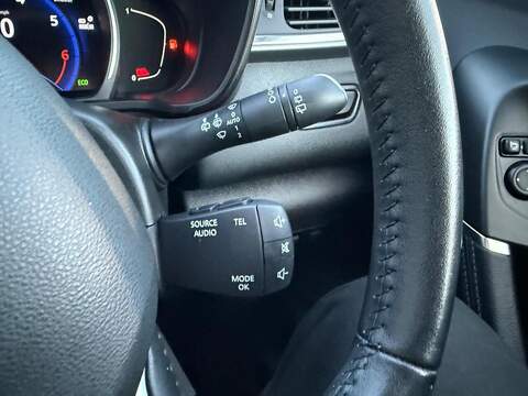 Renault Kadjar 1.3 TCe Dynamique Nav SUV 5dr Petrol Manual Euro 6 (s/s) (140 ps) - U79586