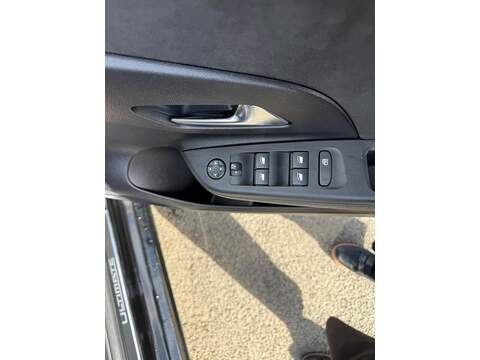 Vauxhall Corsa Corsa 1.2 Turbo Ultimate Euro 6 (s/s) 5dr Hatchback 1.2 Manual Petrol - U79592