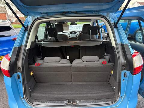 Ford Grand C-Max 1.5 TDCi Zetec MPV 5dr Diesel Powershift Euro 6 (s/s) (120 ps) - U79594