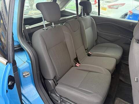 Ford Grand C-Max 1.5 TDCi Zetec MPV 5dr Diesel Powershift Euro 6 (s/s) (120 ps) - U79594