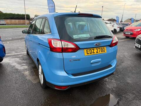 Ford Grand C-Max 1.5 TDCi Zetec MPV 5dr Diesel Powershift Euro 6 (s/s) (120 ps) - U79594