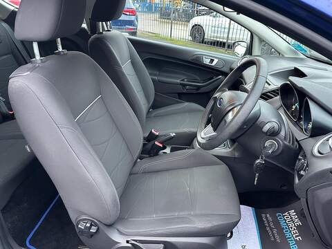 Ford Fiesta 1.25 Style Hatchback 3dr Petrol Manual Euro 5 (60 ps) - U79597