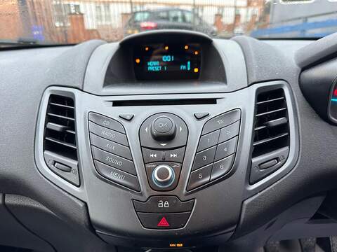 Ford Fiesta 1.25 Style Hatchback 3dr Petrol Manual Euro 5 (60 ps) - U79597