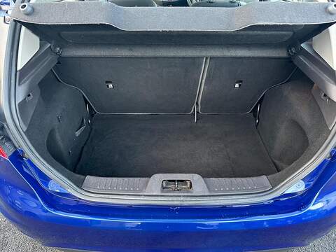 Ford Fiesta 1.25 Style Hatchback 3dr Petrol Manual Euro 5 (60 ps) - U79597