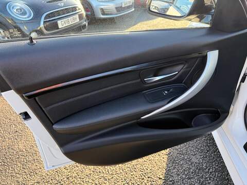 BMW 3 Series 2.0 320d M Sport Euro 6 (s/s) 4dr - U79600