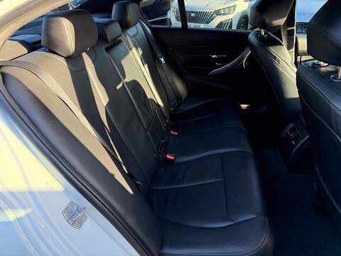 BMW 3 Series 2.0 320d M Sport Euro 6 (s/s) 4dr - U79600