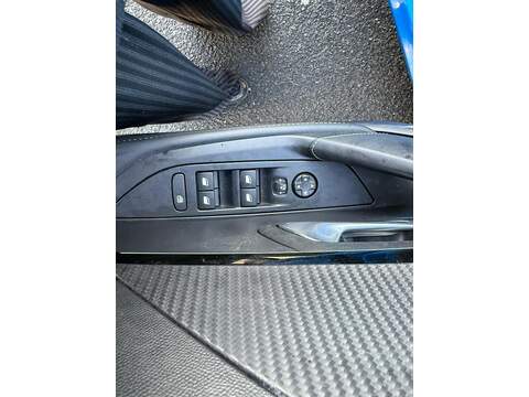 Peugeot 208 1.5 BlueHDi GT Euro 6 (s/s) 5dr - U79602