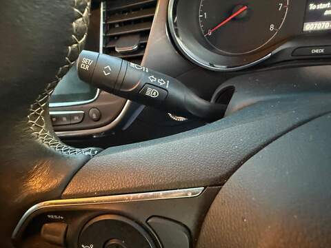 Vauxhall Crossland 1.2 Turbo Ultimate Auto Euro 6 (s/s) 5dr - U79603