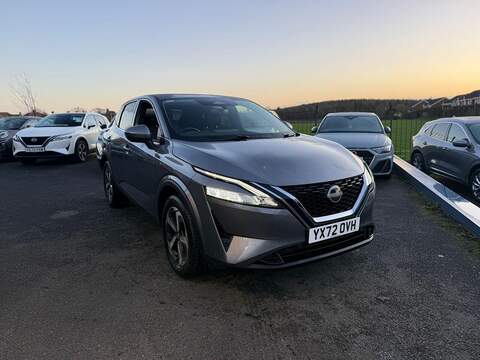 Nissan Qashqai 1.2 Turbo SRi Nav SUV 5dr Petrol Manual Euro 6 (s/s) (130 ps)