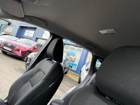 Nissan Qashqai 1.3 DIG-T MHEV N-Connecta Euro 6 (s/s) 5dr - U79604